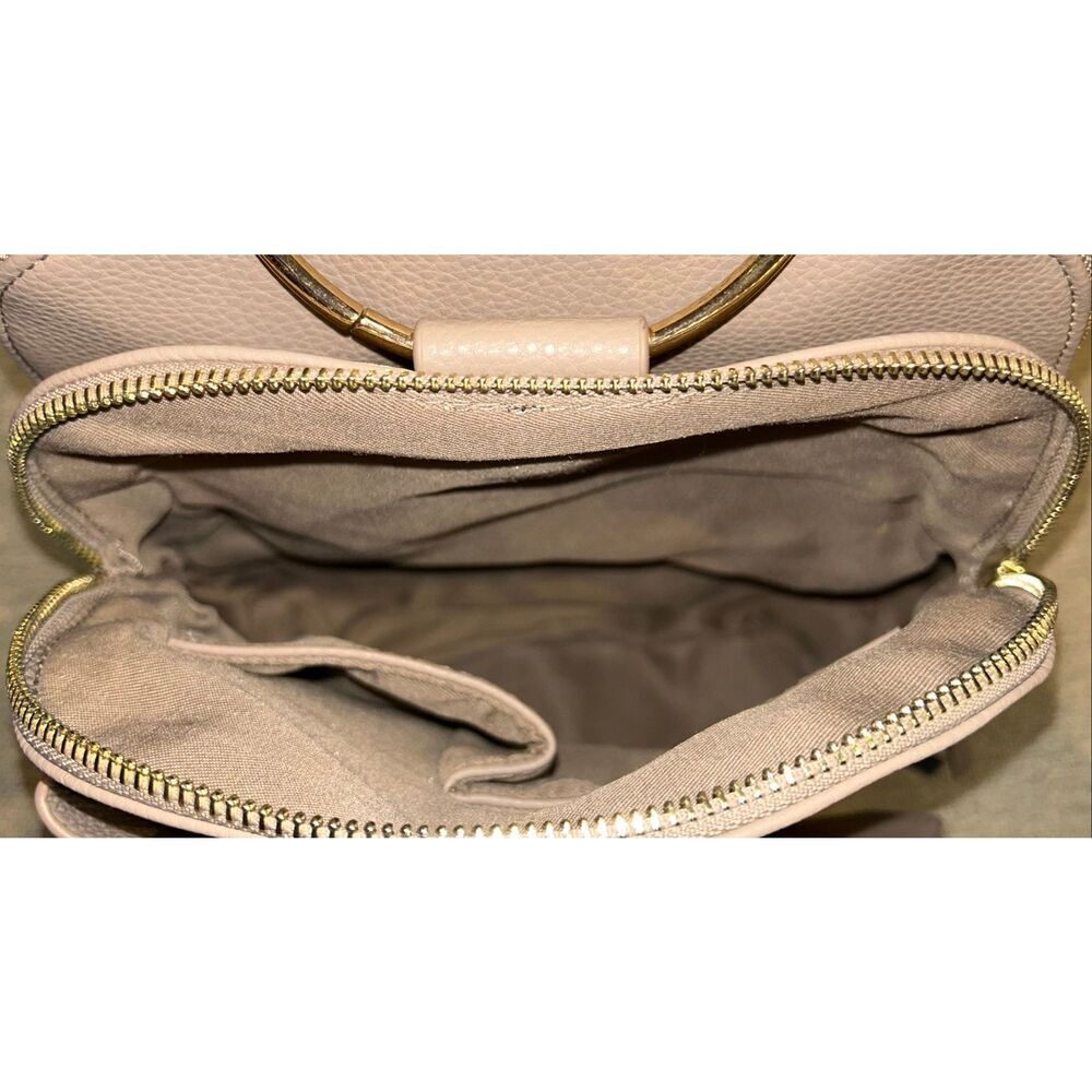 Tan bow backpack - Picture 3 of 4